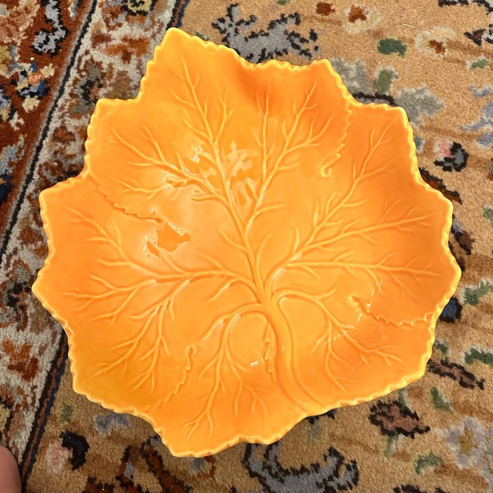 Large Olfaire Made in Portugal Leaf bowl